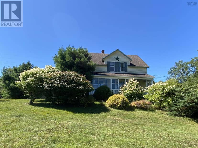 380 Truro Heights Road — photo 3 of 40