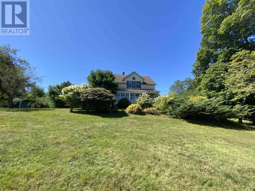 380 Truro Heights Road — photo 8 of 40