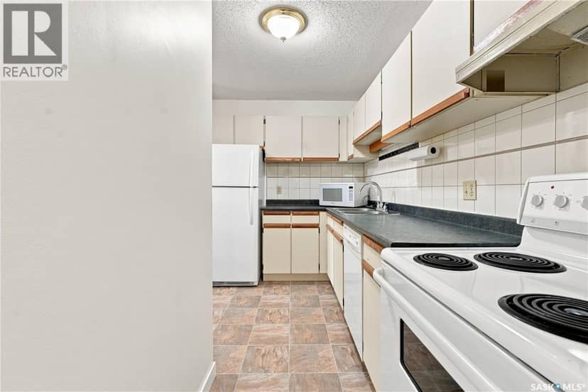 302 345 Kingsmere BOULEVARD — photo 15 of 32