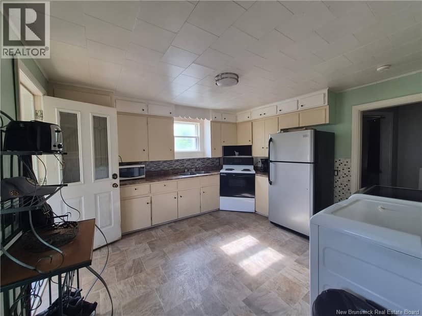 42 Pond Street, Plaster Rock, photo 7
