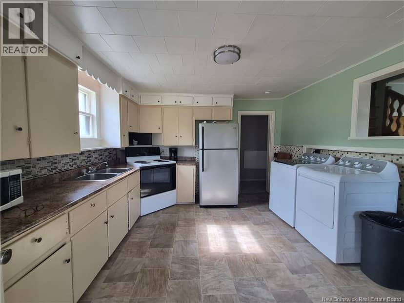 42 Pond Street — photo 9 of 22