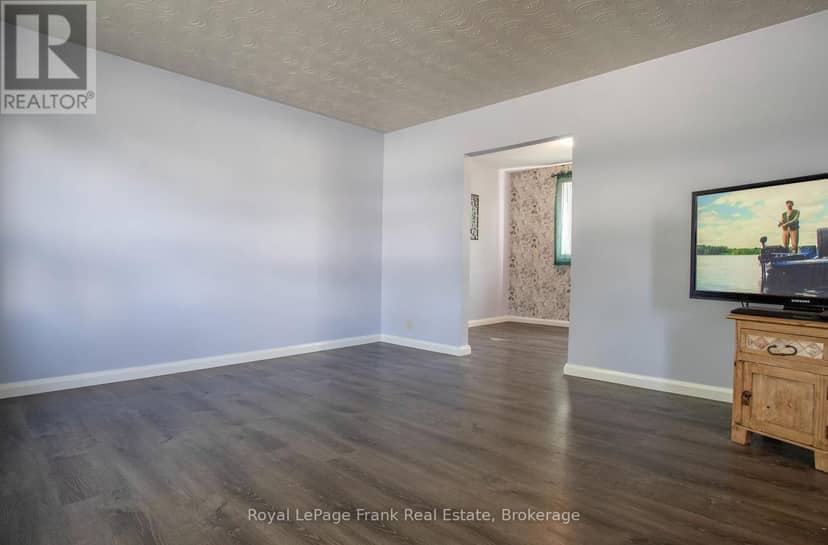 34 Northlin Park Road — photo 7 of 25