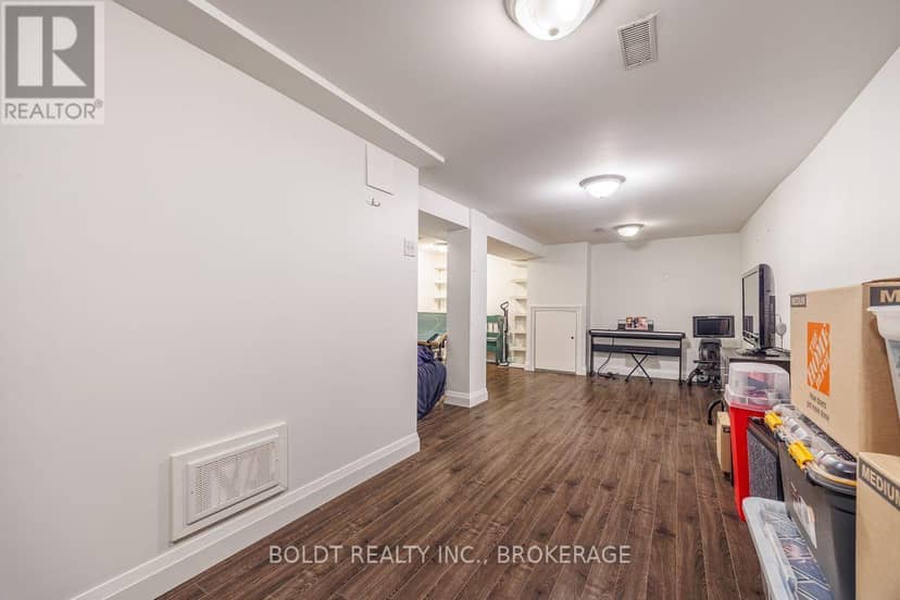47 Brackencrest Road — photo 15 of 24