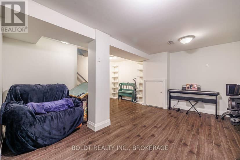47 Brackencrest Road — photo 16 of 24