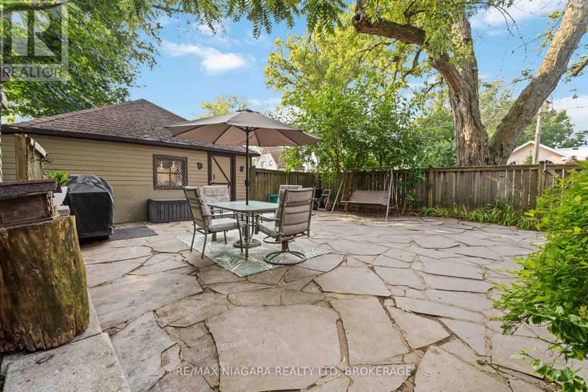 6275 Pine Grove Avenue — photo 20 of 26