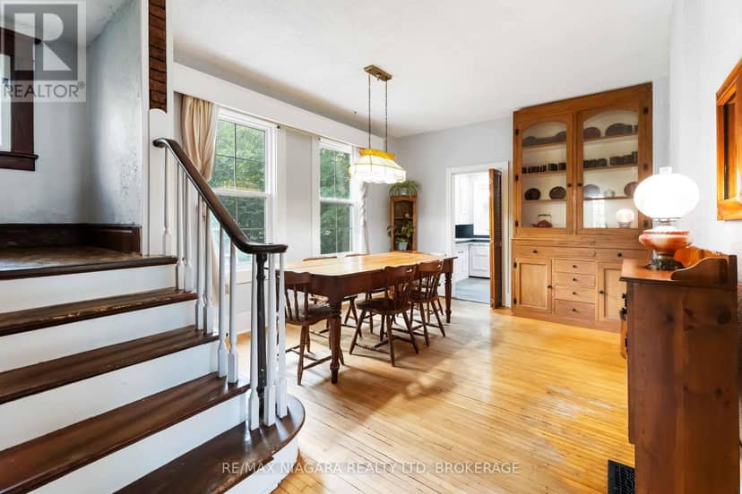 6275 Pine Grove Avenue — photo 7 of 26