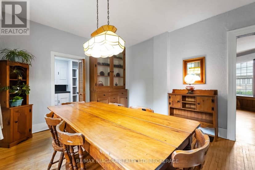 6275 Pine Grove Avenue — photo 8 of 26