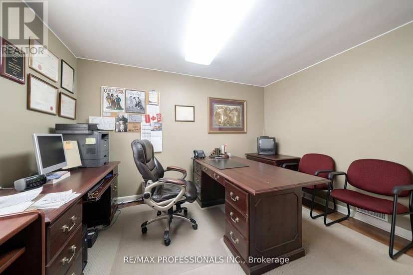586 Browns Line — photo 11 of 23
