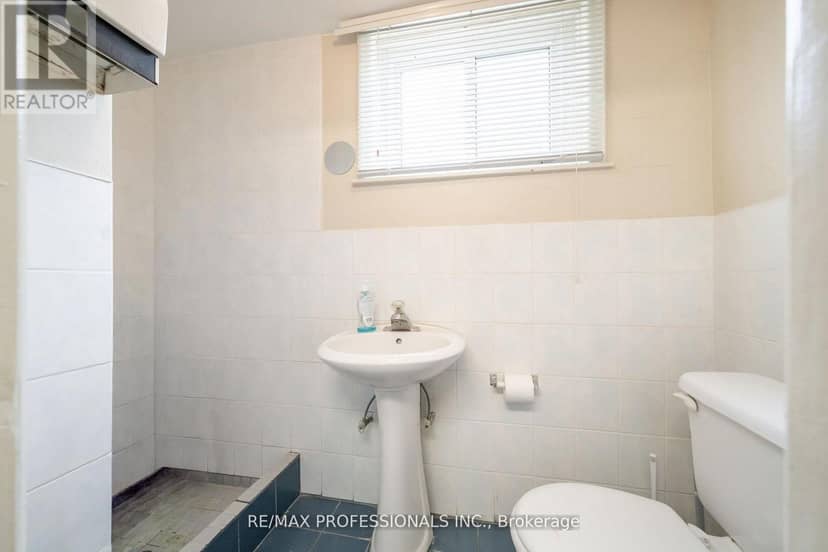 586 Browns Line — photo 19 of 23