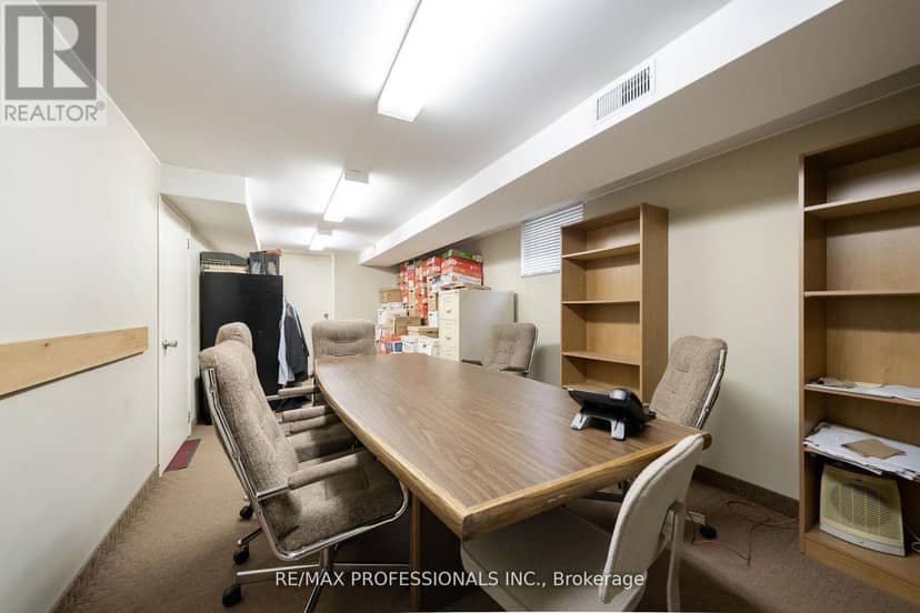 586 Browns Line — photo 23 of 23