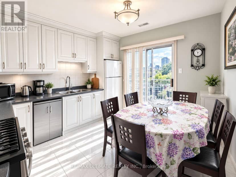 1440 Dufferin Street — photo 12 of 18