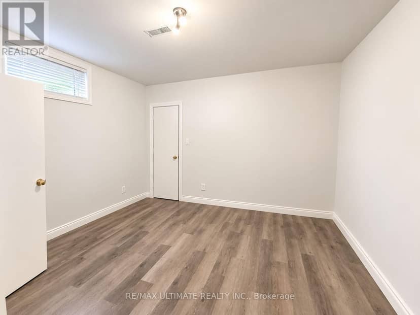 1440 Dufferin Street — photo 13 of 18