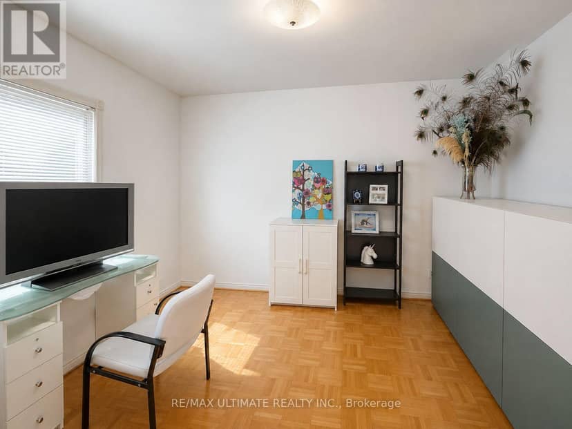 1440 Dufferin Street, Toronto, photo 2