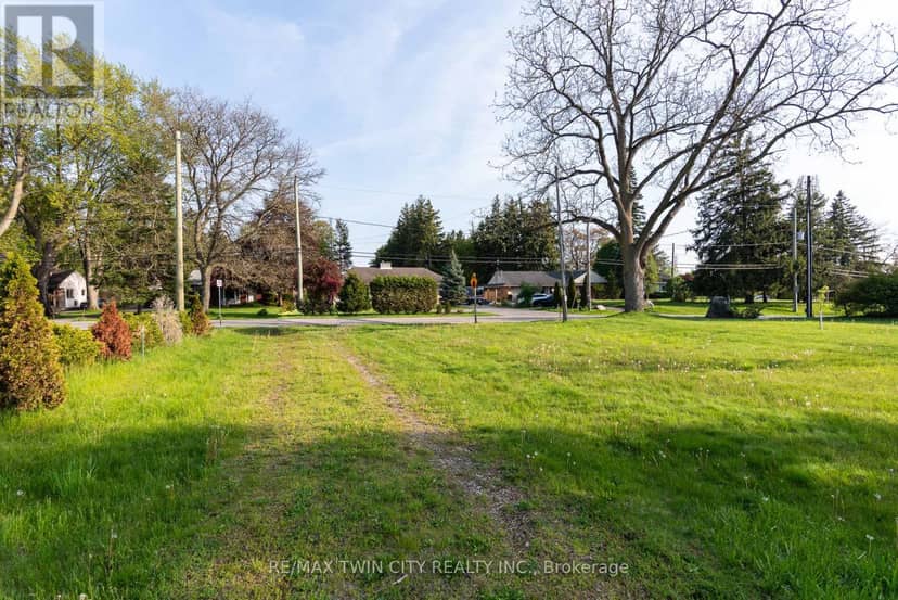 138 Riverbank Drive — photo 12 of 40