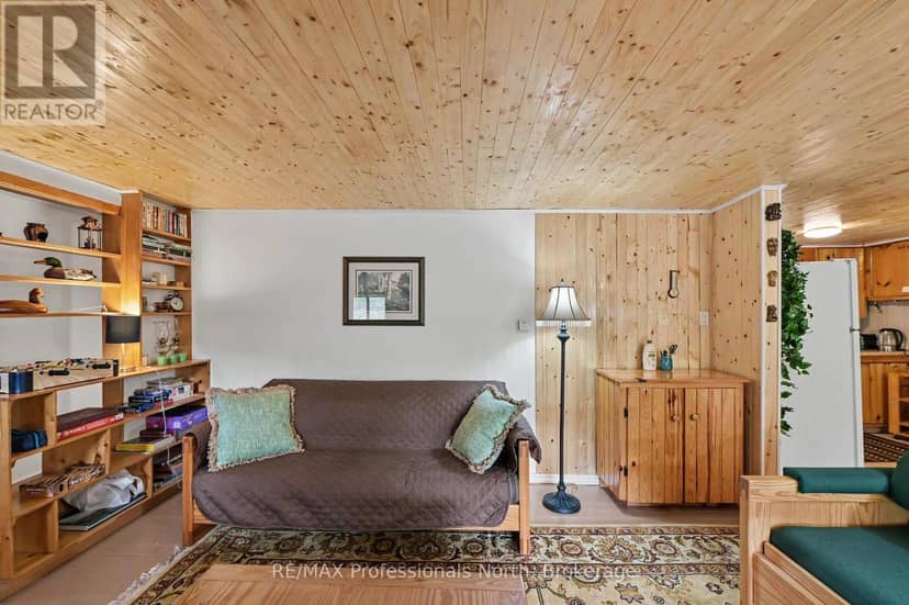 3701 Gelert Road, Minden Hills, photo 5