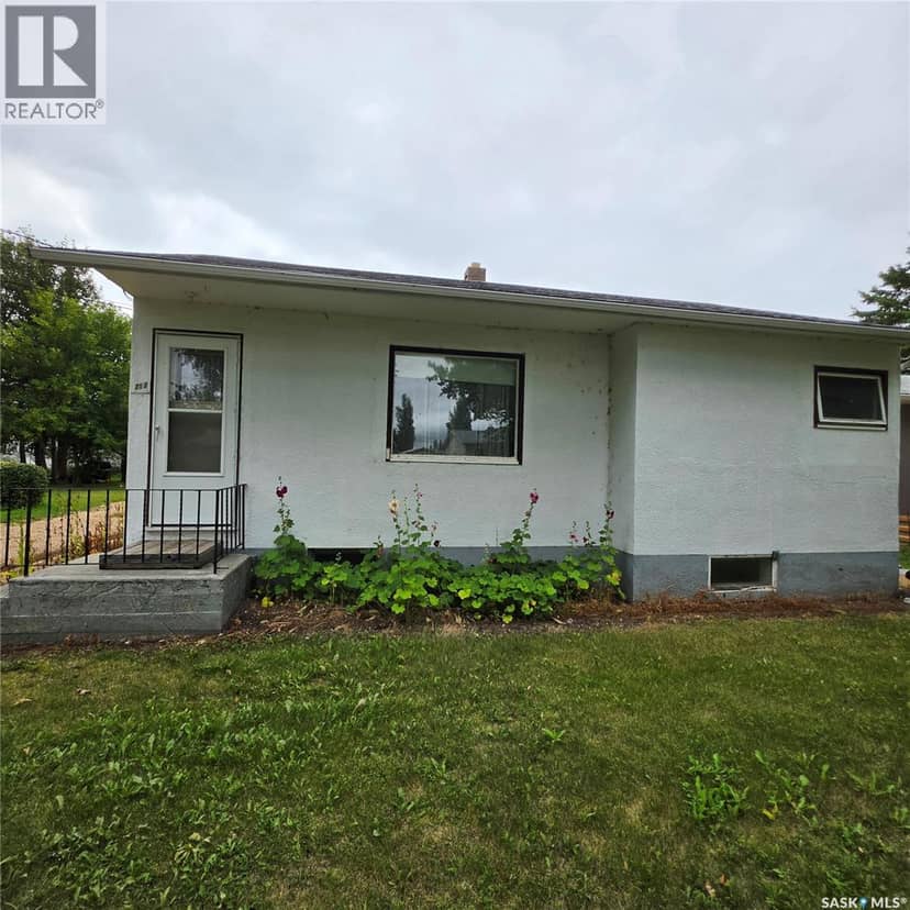 217 3rd STREET NE, Preeceville, photo 2