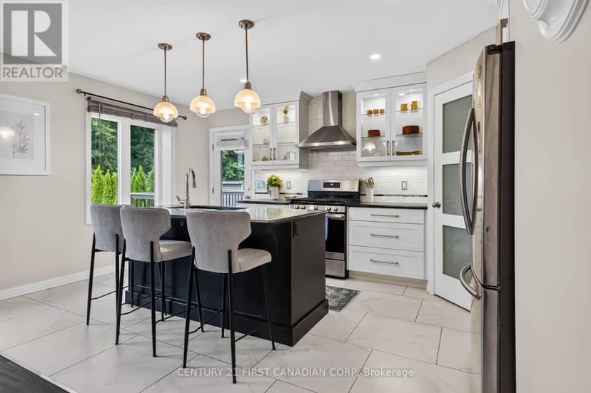 10 Birchall Lane — photo 21 of 40