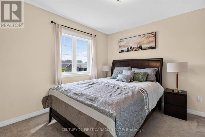 10 Birchall Lane — photo 36 of 40