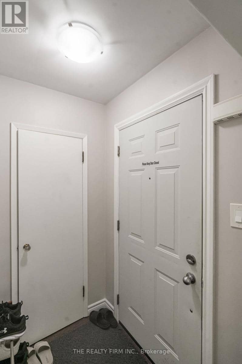 348 Winnipeg Boulevard — photo 4 of 28