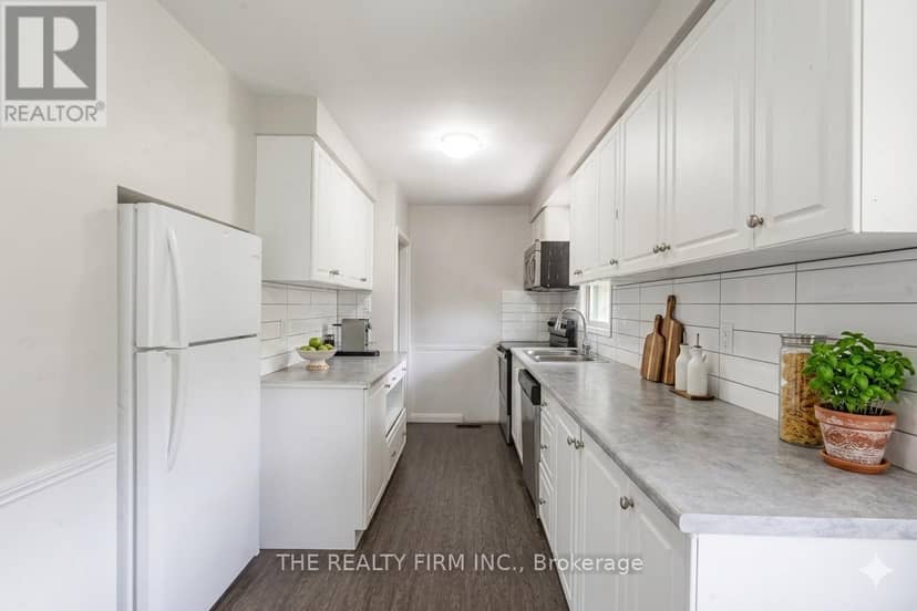 348 Winnipeg Boulevard — photo 9 of 28