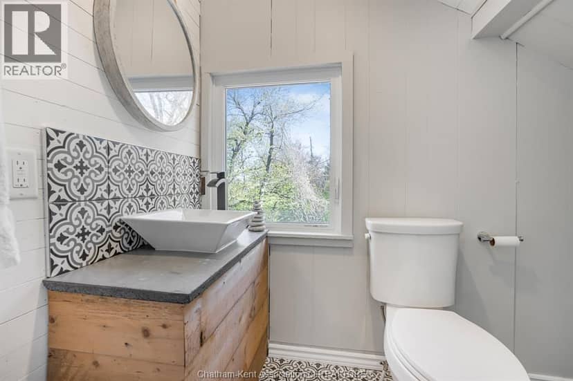17998 Rondeau ROAD — photo 32 of 40