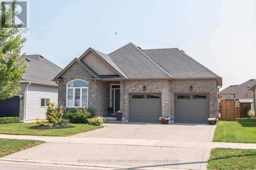 4073 Village Creek Drive, Fort Erie, photo 2