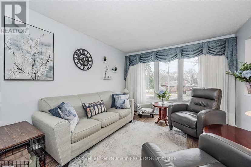 392 Imperial Road S — photo 6 of 40