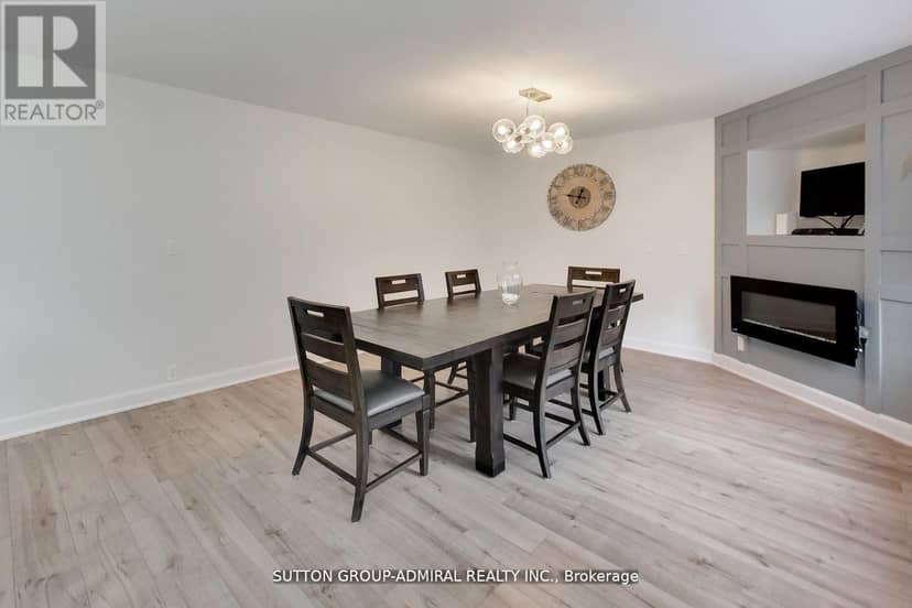 11 Club Court — photo 13 of 40