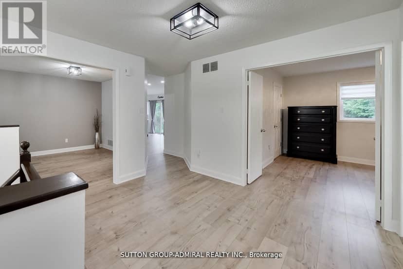 11 Club Court — photo 23 of 40