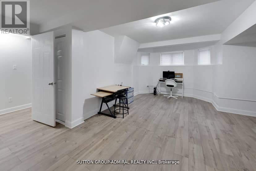 11 Club Court — photo 25 of 40