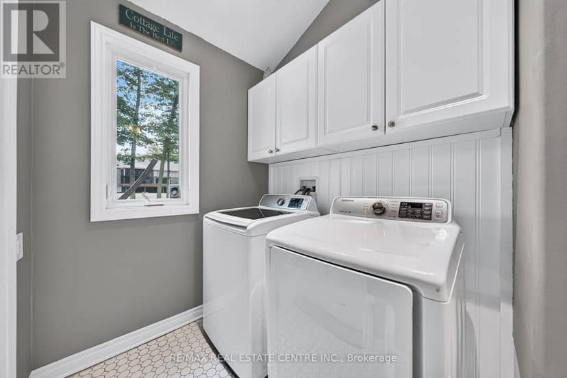 4905 Mapleview Crescent — photo 34 of 40