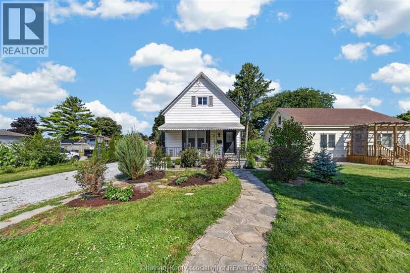 45 Oxley DRIVE — photo 1 of 40