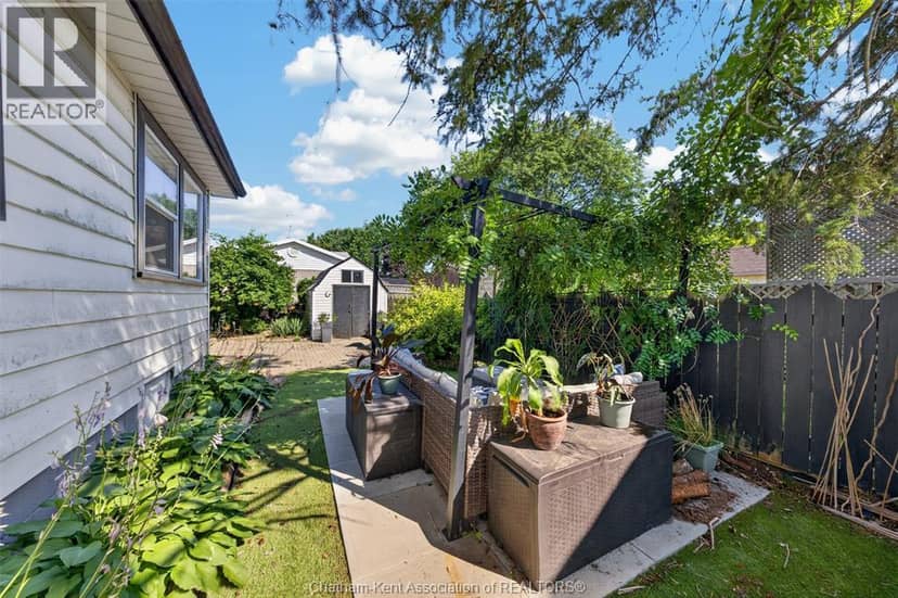 45 Oxley DRIVE — photo 34 of 40
