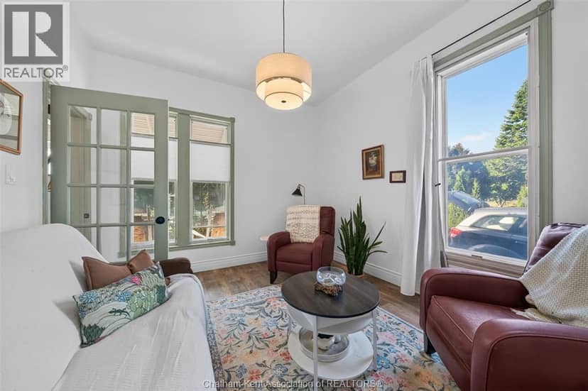 45 Oxley DRIVE — photo 5 of 40