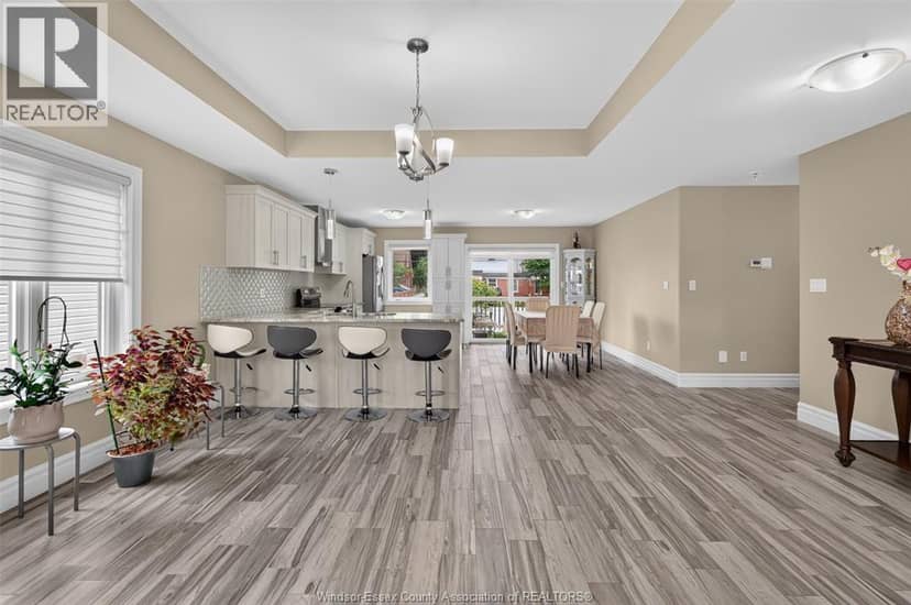 1267 Eastlawn Avenue — photo 13 of 40