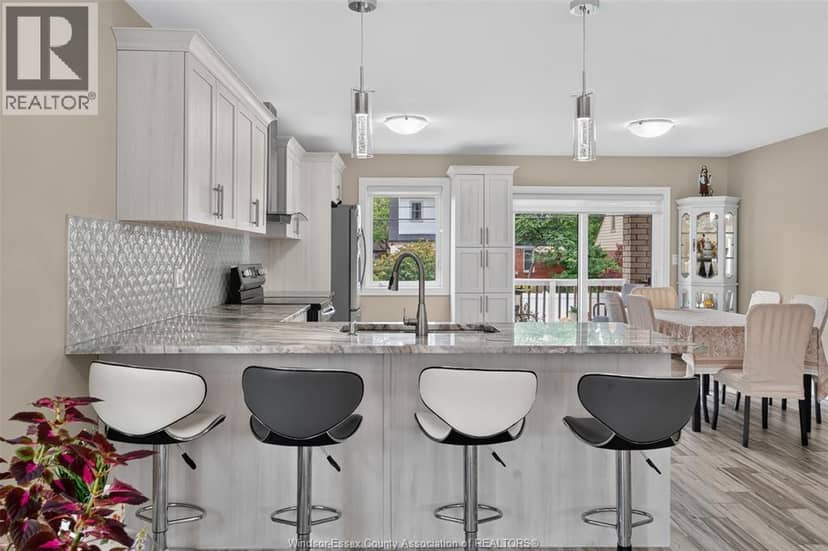 1267 Eastlawn Avenue — photo 15 of 40