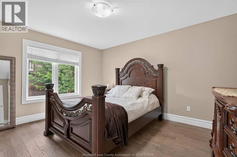 1267 Eastlawn Avenue — photo 19 of 40