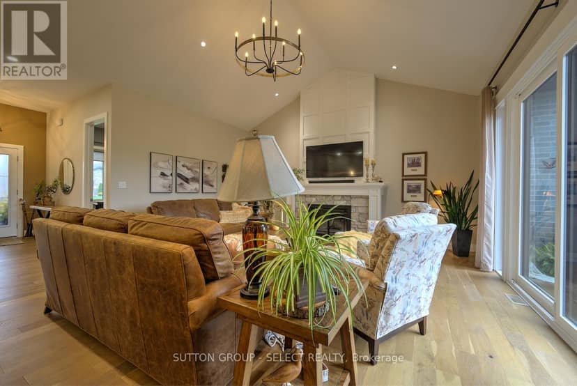 276 Hazelton Lane — photo 20 of 40