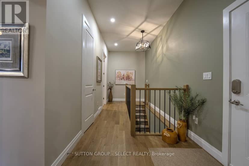 276 Hazelton Lane — photo 27 of 40