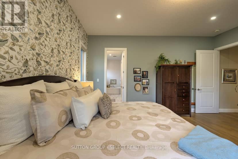 276 Hazelton Lane — photo 30 of 40