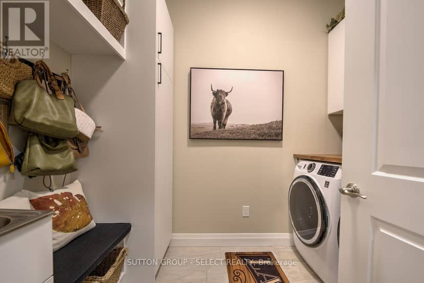 276 Hazelton Lane — photo 36 of 40