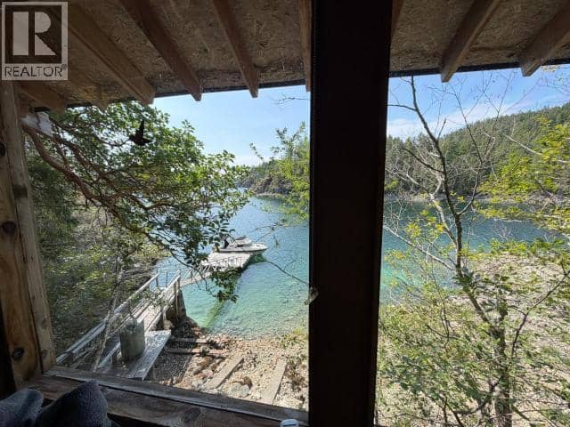 REFUGE COVE, Remote Areas, photo 8