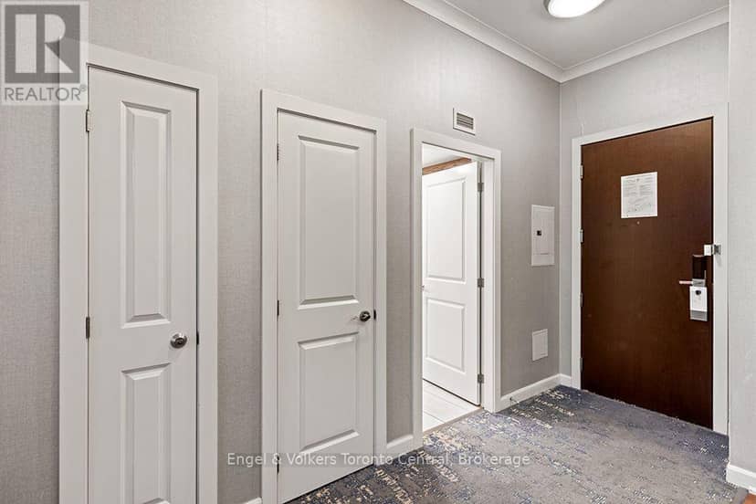 176 - 220 Gord Canning Drive — photo 16 of 40