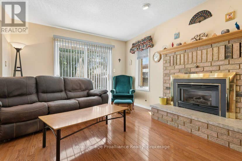 14 Parker Drive — photo 19 of 40