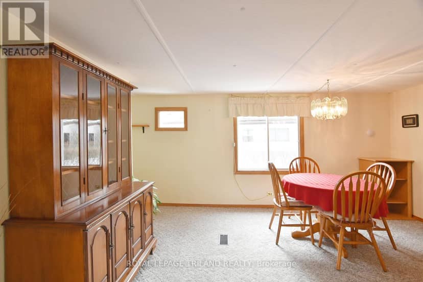 27 - 9385 Ipperwash Road — photo 11 of 22