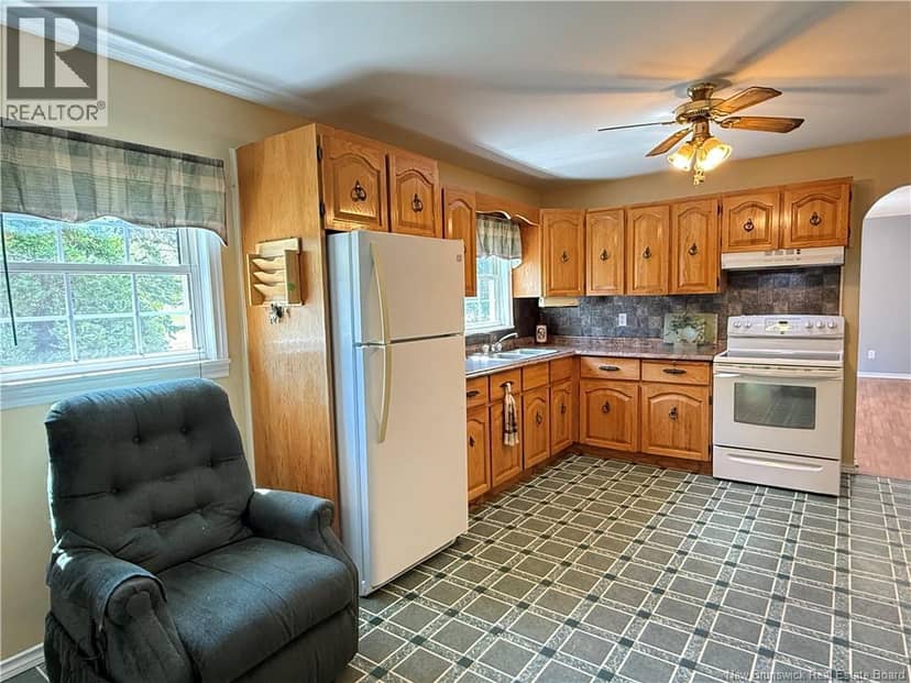 2467 Route 118, McKinleyville, photo 4