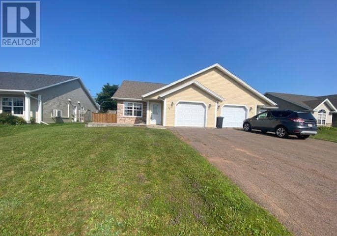 35 Parkman Drive — photo 3 of 22