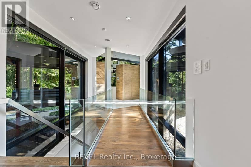 250 Canboro Road — photo 12 of 40