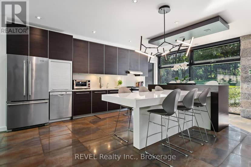 250 Canboro Road — photo 34 of 40
