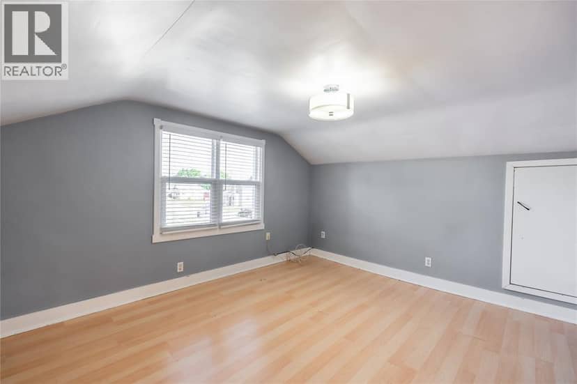 223 King STREET — photo 20 of 36